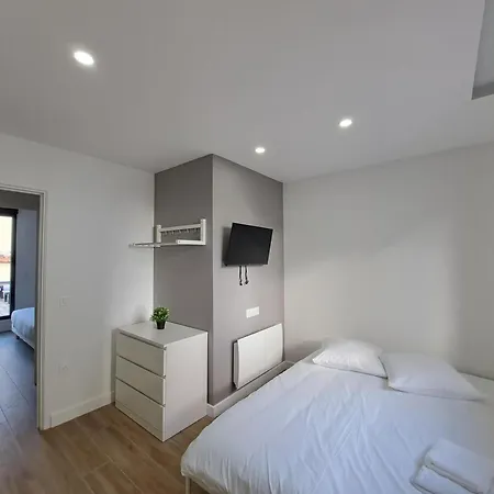 Abu Dhabi, Magnifique Maison Reims Esterno foto
