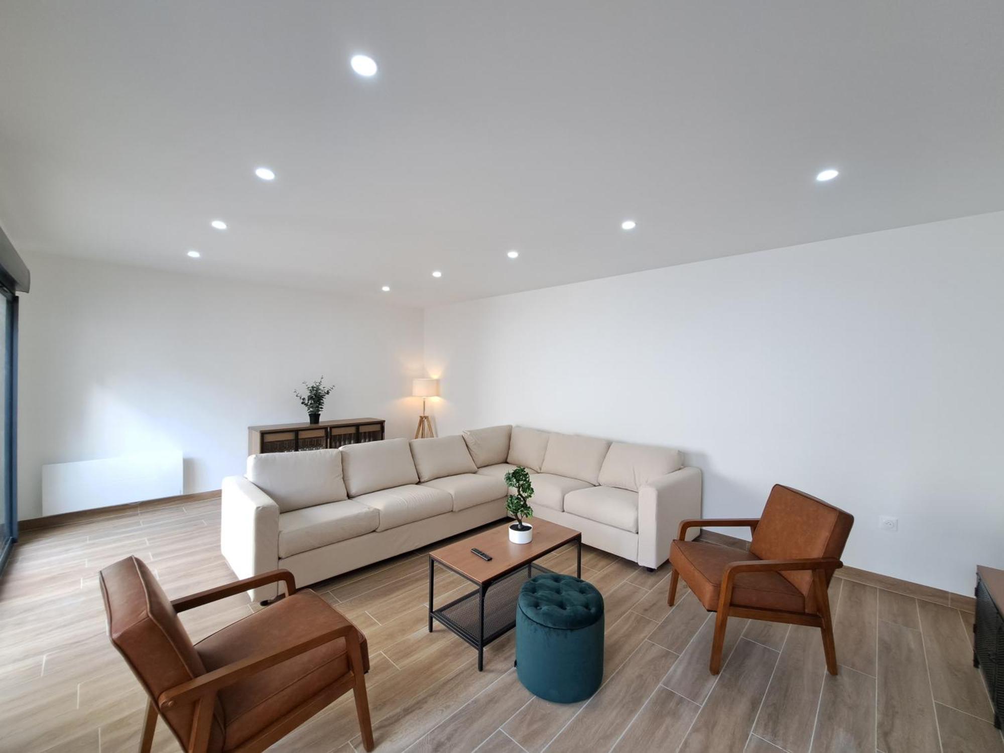 Abu Dhabi, Magnifique Maison Appartement *