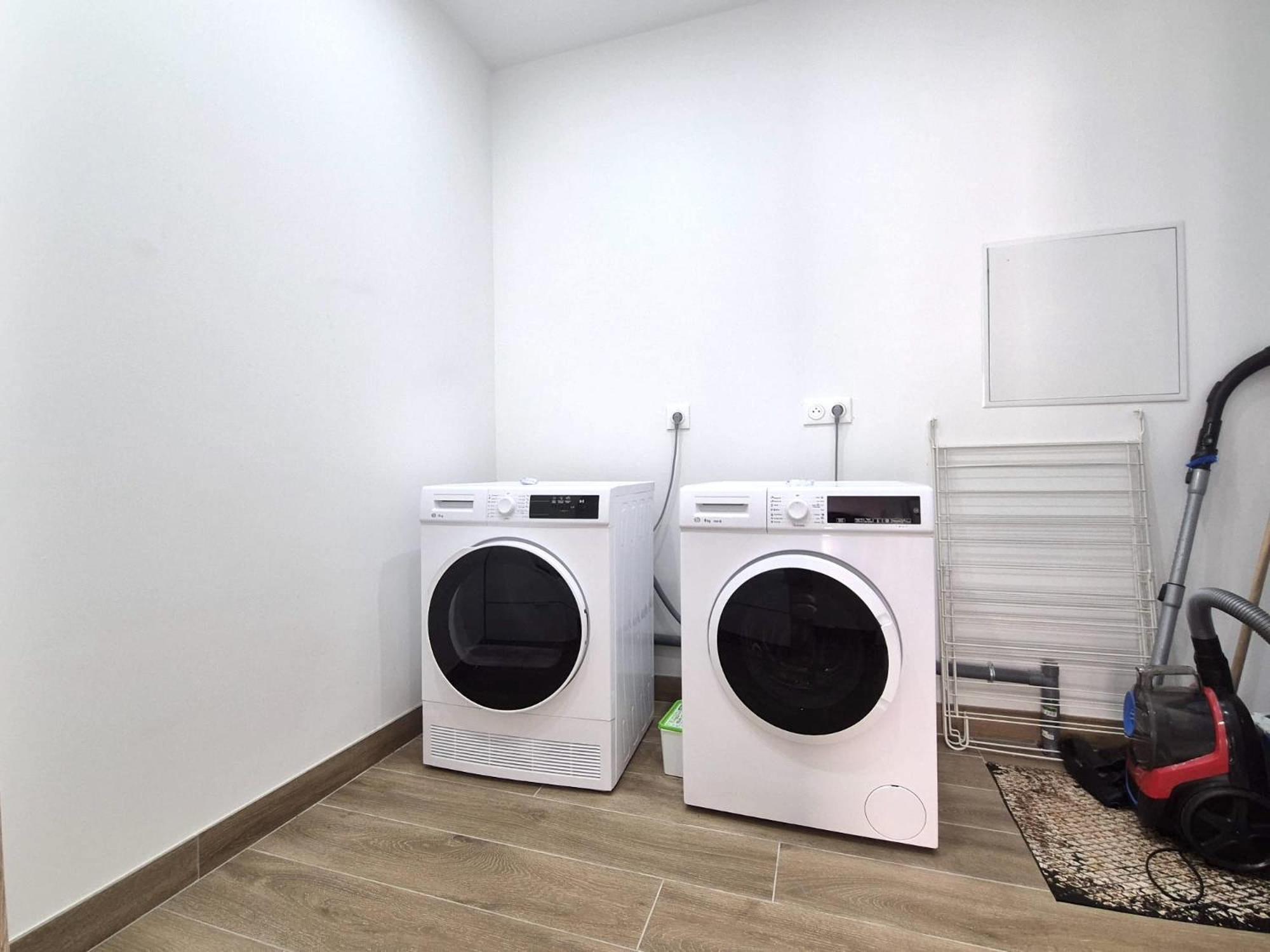Apartment Abu Dhabi, Magnifique Maison Reims